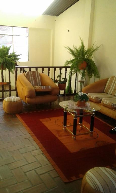 Hotel Casa de Huespedes Isabella Sucre Exterior foto